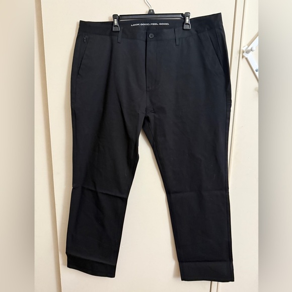 True Classic Black Straight Twill Chino Size 42X32 - Picture 1 of 3